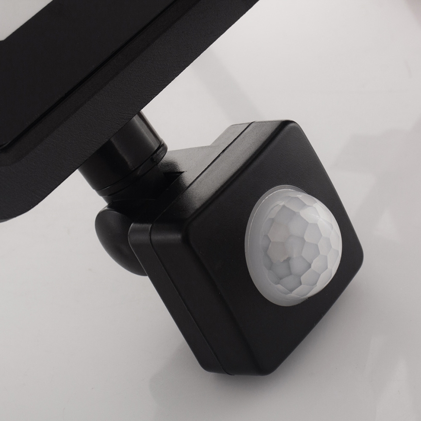 Holofote LED com sensor LED/20W/230V IP65