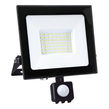 Holofote LED com sensor LED/50W/230V 6500K IP44 preto