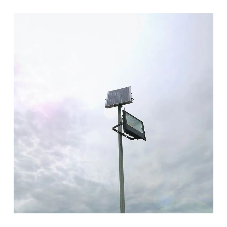 Holofote solar LED com regulação LED/20W/6,4V 4000K IP65 + controlo remoto
