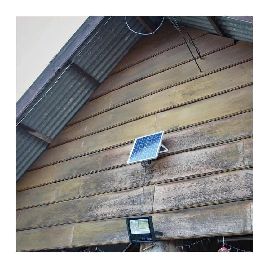 Holofote solar LED regulável LED/20W/6,4V 4000K IP65 10000 mAh + comando