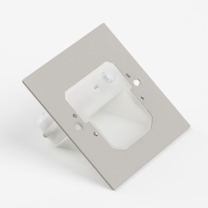 Iluminação de escada LED com sensor de movimento LED/1,5W/230V 3000K/4000K/6500K