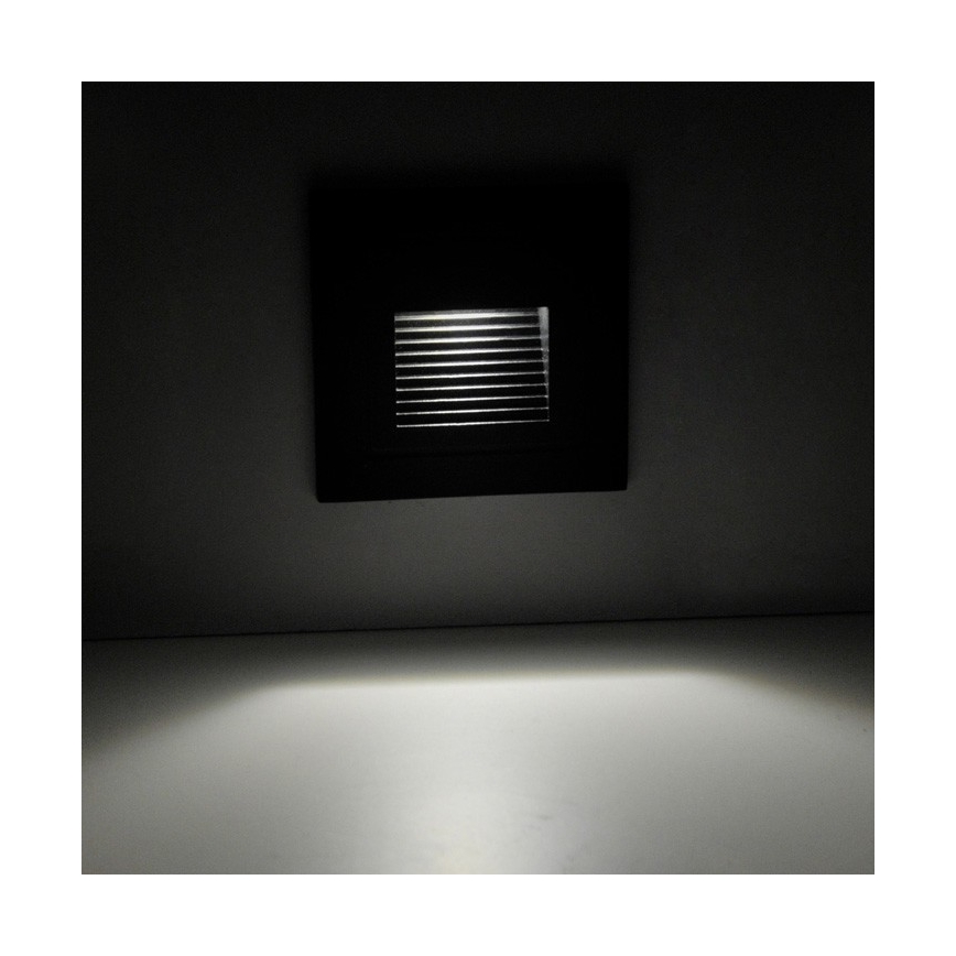 Iluminação de escadas exteriores LED Q6 LED/3W/230V IP44