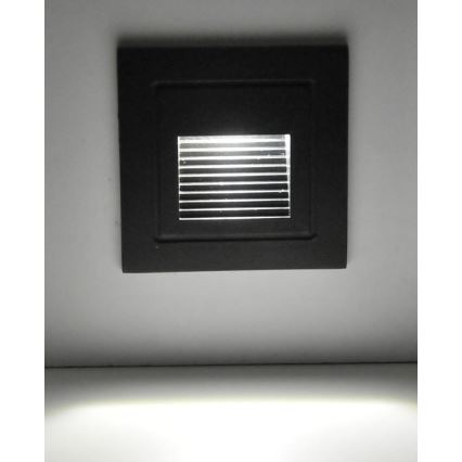 Iluminação de escadas exteriores LED Q6 LED/3W/230V IP44