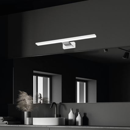 Iluminação de espelho para casa de banho LED SHINE LED/13,8W/230V IP44 branco/cromado brilhante