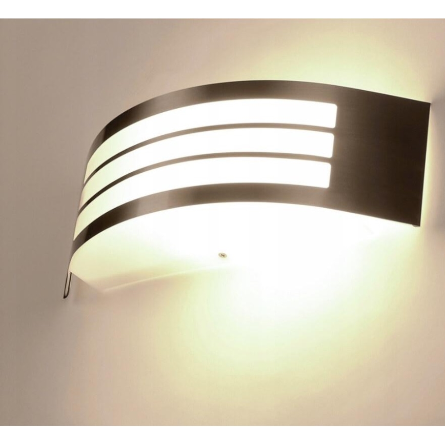 Iluminação de parede exterior 1xE27/14W/230V IP44 cromado mate