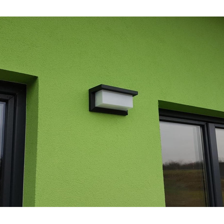 Iluminação de parede exterior LED com sensor LED/12W/230V IP54 preto