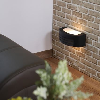Iluminação de parede exterior OLIANA 1xE27/60W/230V IP54 preto
