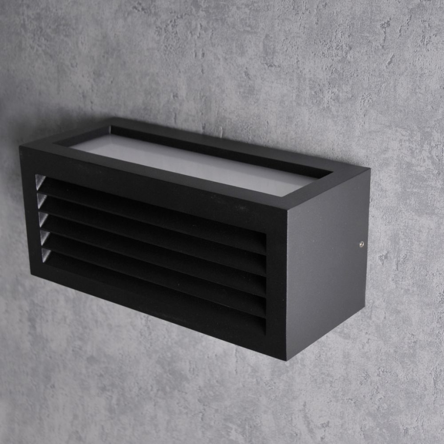 Iluminação de parede exterior OSAKA 1xE27/12W/230V IP54