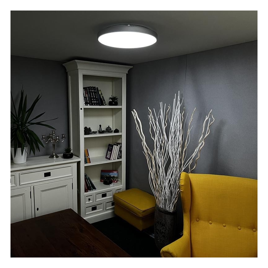 Iluminação de teto LED com regulação LED/48W/230V 2700-6500K Wi-Fi Tuya + controlo remoto