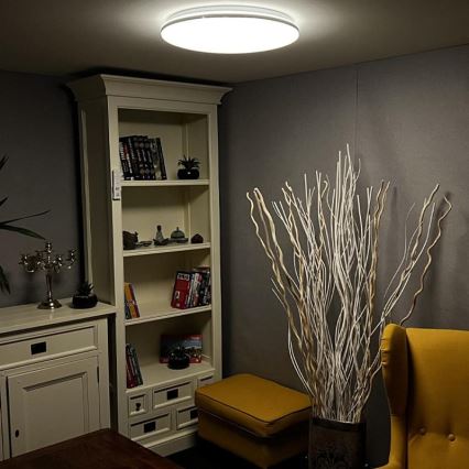 Iluminação de teto LED com regulação LED/48W/230V 2700-6500K Wi-Fi Tuya + controlo remoto