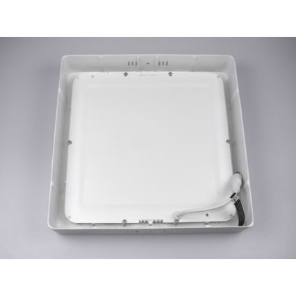 Iluminação de teto LED GERRY LED/18W/230V 4000K branco
