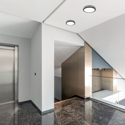 Iluminação de teto para casa de banho LED com sensor LED/12W/230V 3000/4000/6500K IP65 diâmetro 20 cm preto + comando