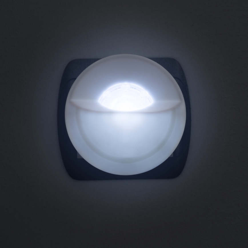 Iluminação de tomada de navegação LED com sensor LED/1W/230V 6000K