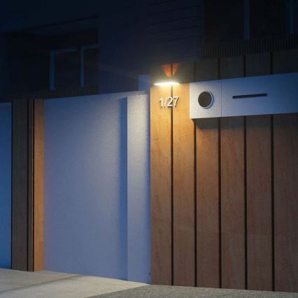 Iluminação solar de parede LED com sensor LED/3W/3,7V 3000K/4000K IP65 preto