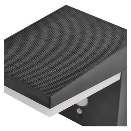 Iluminação solar de parede LED com sensor LED/4,4W/3,7V 2200 mAh IP44