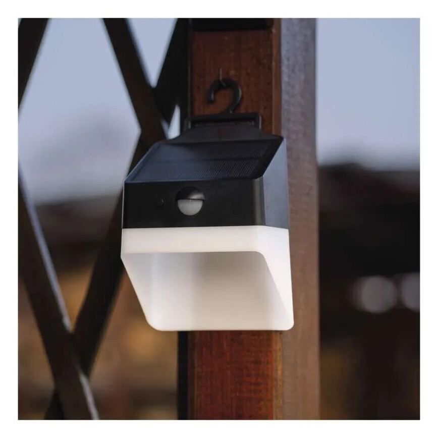 Iluminação solar de parede LED com sensor LUMI LED/3,7W IP65 preto