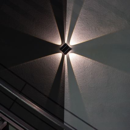 Iluminação solar de parede LED com sensor LED/2W/5V IP54
