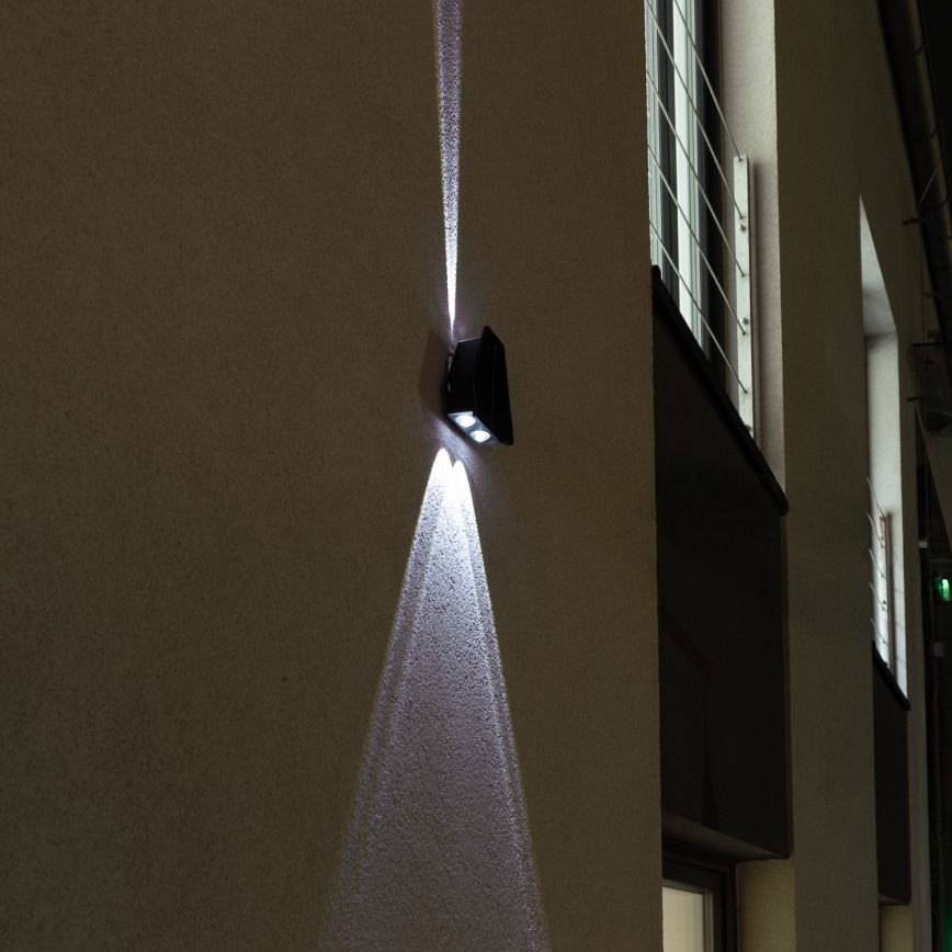 Iluminação solar de parede LED com sensor LED/2W/5V IP54