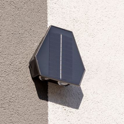 Iluminação solar de parede LED com sensor LED/2W/5V IP54