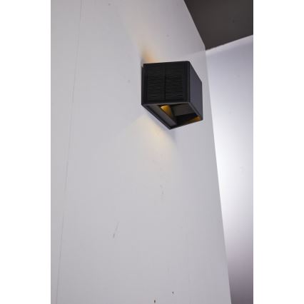 Luminária de parede solar LED com sensor LED/2W/5V IP54 1300 mAh