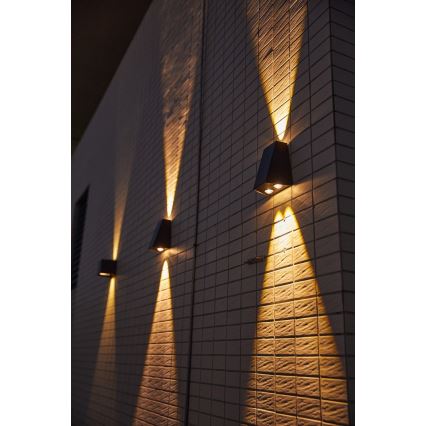Iluminação solar de parede LED com sensor LED/2W/5V IP54 1300 mAh