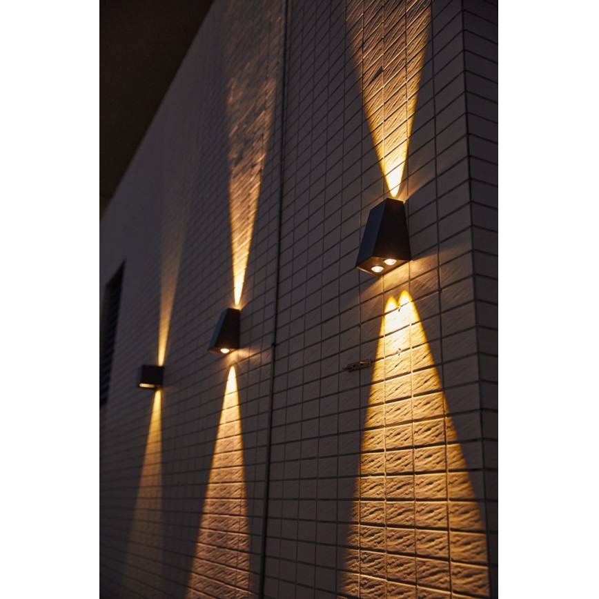 Iluminação solar de parede LED com sensor LED/2W/5V IP54 1300 mAh
