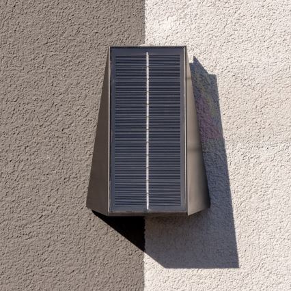 Iluminação solar de parede LED com sensor LED/2W/5V IP54 1300 mAh