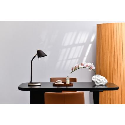Candeeiro de mesa LED com regulação e carregamento sem fios FINCH LED/9W/12/230V cinzento/cromado brilhante