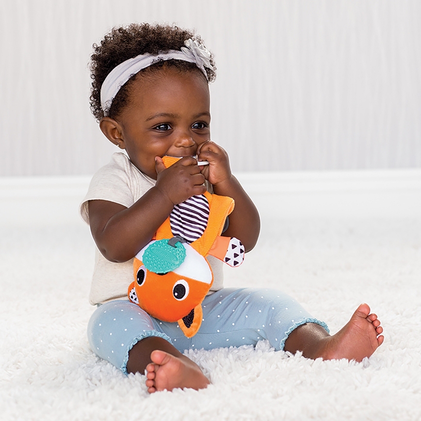 Infantino - Brinquedo de peluche com acessório para morder raposa