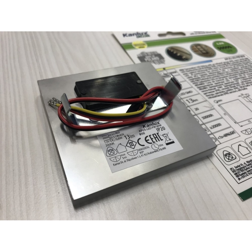 Iluminação de escadas LED com sensor LED/0,8W/12V 3000K