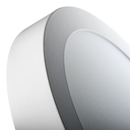 Iluminação de teto LED CARSA LED/6W/230V 4000K branca d. 11,9 cm