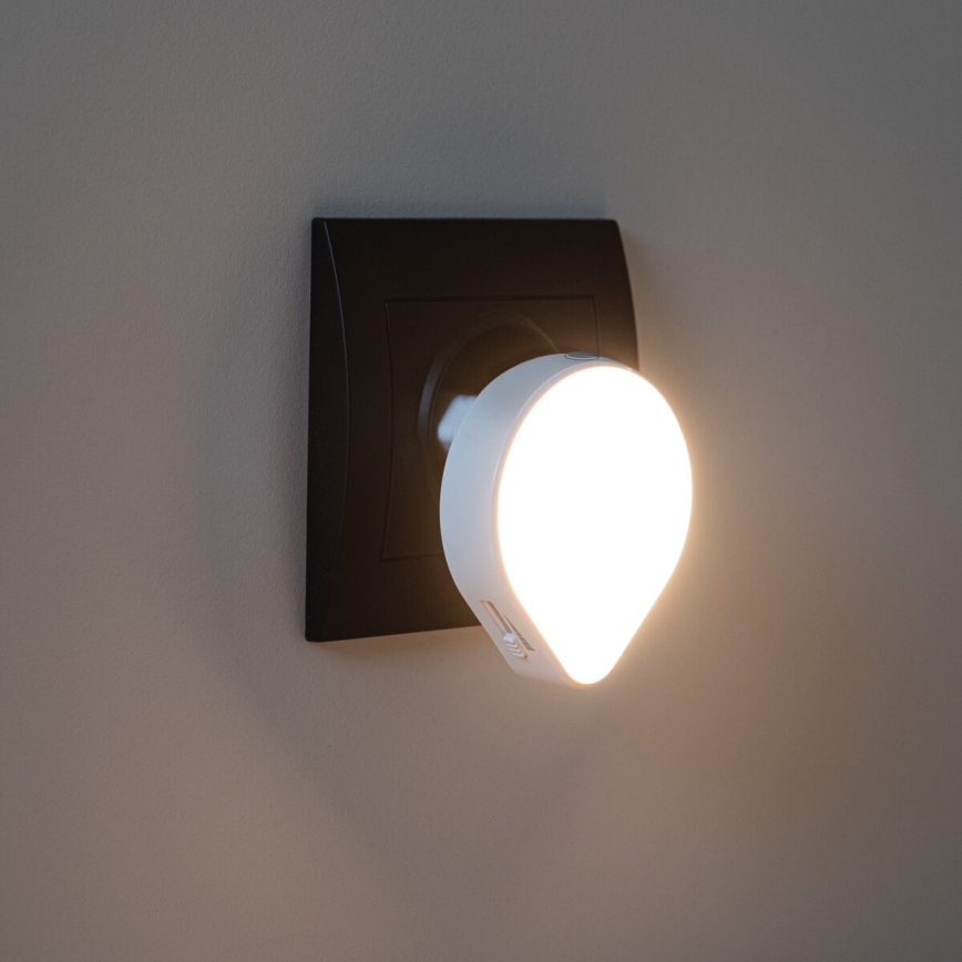 Kanlux 37396 - Luz de orientação LED regulável com sensor de anoitecer para uma tomada ULOV LED/0,5W/230V branco