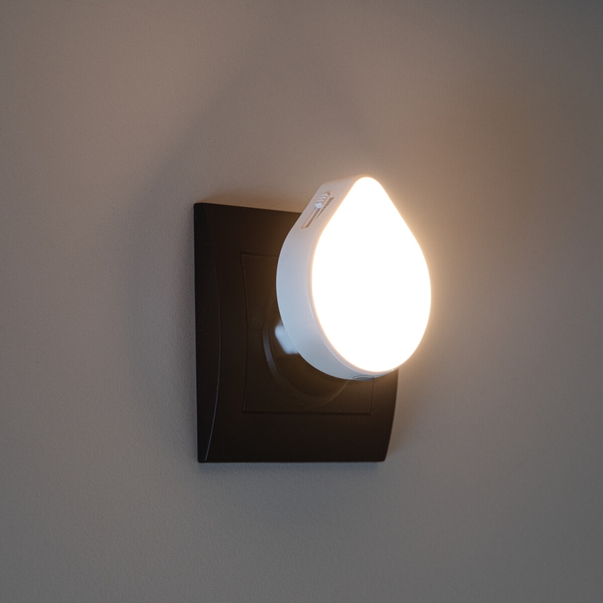 Kanlux 37396 - Luz de orientação LED regulável com sensor de anoitecer para uma tomada ULOV LED/0,5W/230V branco
