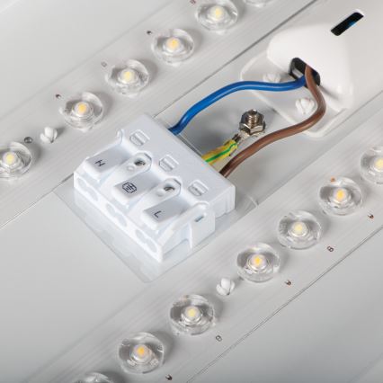 Iluminação de teto LED LINCEA LED/15/20/24W/230V 3000/4000/6500K IK08 IP40