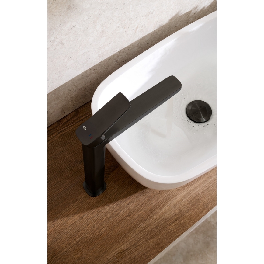 KFA Armatura 4522-712-81 - Misturador para lavatório + válvula de escoamento MALAGA 30,3 cm, preto
