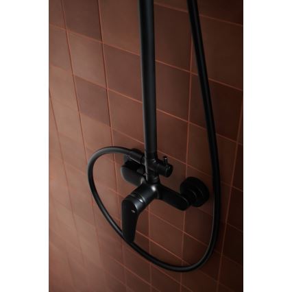 KFA Armatura 5556-910-81 - Conjunto de chuveiro com torneira OTAVA latão/mate preto