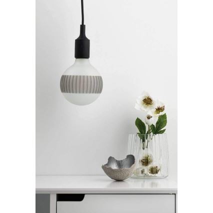 Lâmpada LED com regulação CLASSIC G125 E27/4,5W/230V 2600K - Paulmann 28743