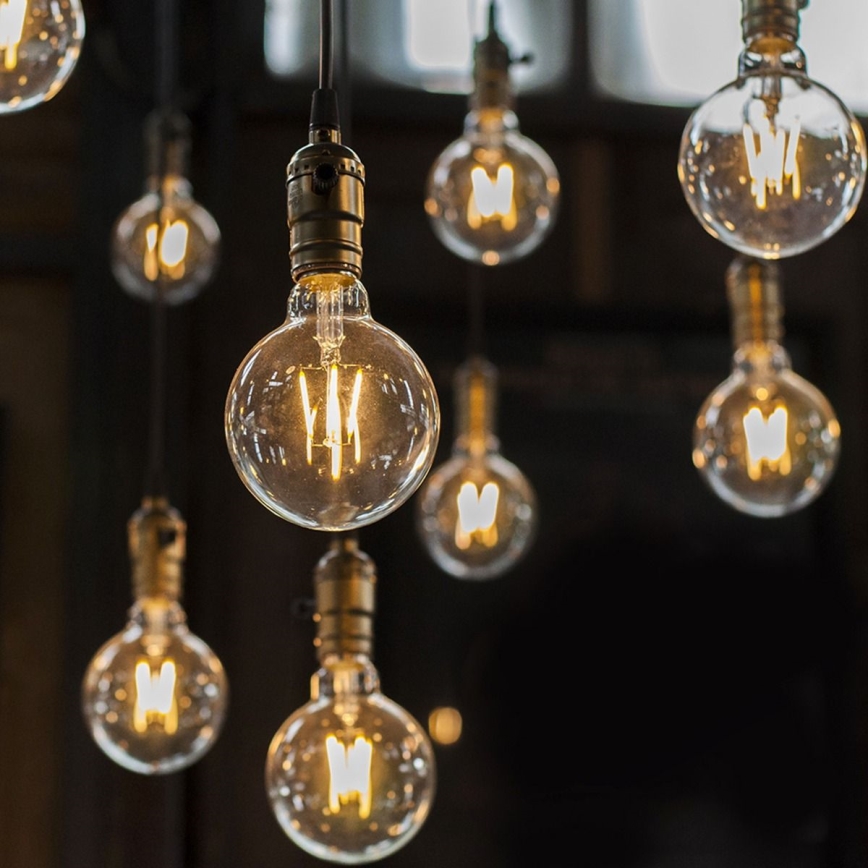 Lâmpada LED com regulação FILAMENT G125 E27/8W/230V 2200K