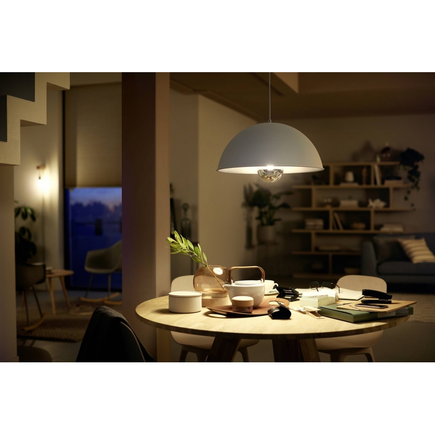 Lâmpada LED regulável com uma tampa esférica espelhada DECO Philips G125 E27/7,2W/230V 2700K