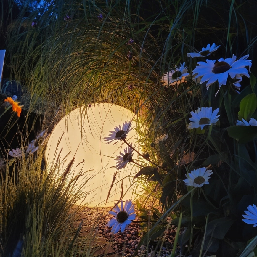 Lâmpada exterior LED RGB regulável GLOBO 1xE27/8,5W/230V diâmetro 40 cm IP44 + comando à distância
