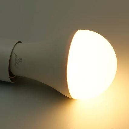 Lâmpada LED RGBW com regulação A60 E27/15W/230V 2700-6500K Wi-Fi Tuya