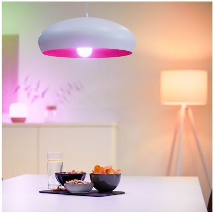 Lâmpada LED RGBW com regulação A60 E27/8,5W/230V 2200-6500K  CRI 90 Wi-Fi + controlo remoto - WiZ
