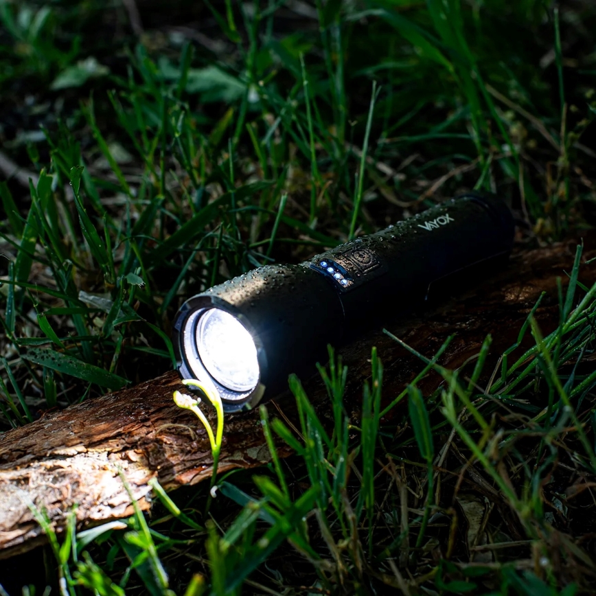 Lanterna LED com regulação LED/20W/5V IPX4 800 brilhante 2000 mAh