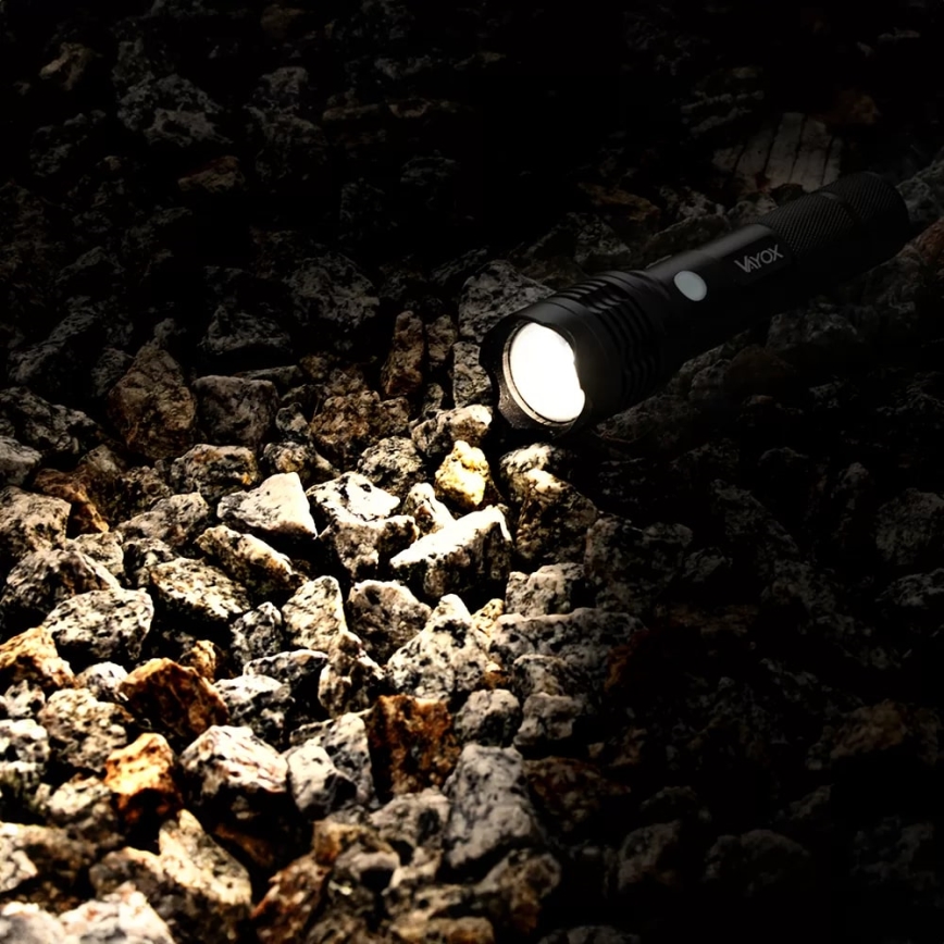 Lanterna recarregável LED LED/10W/5V IPX4 800 brilhante 1200 mAh