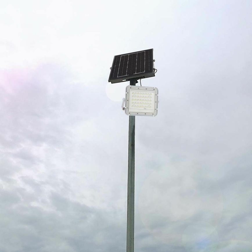 LED Exterior regulação solar reflektor LED/10W/3,2V IP65 4000K branco + controlo remoto