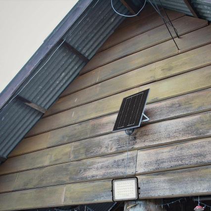LED Exterior regulação solar holofote LED/10W/3,2V IP65 6400K preto + controlo remoto