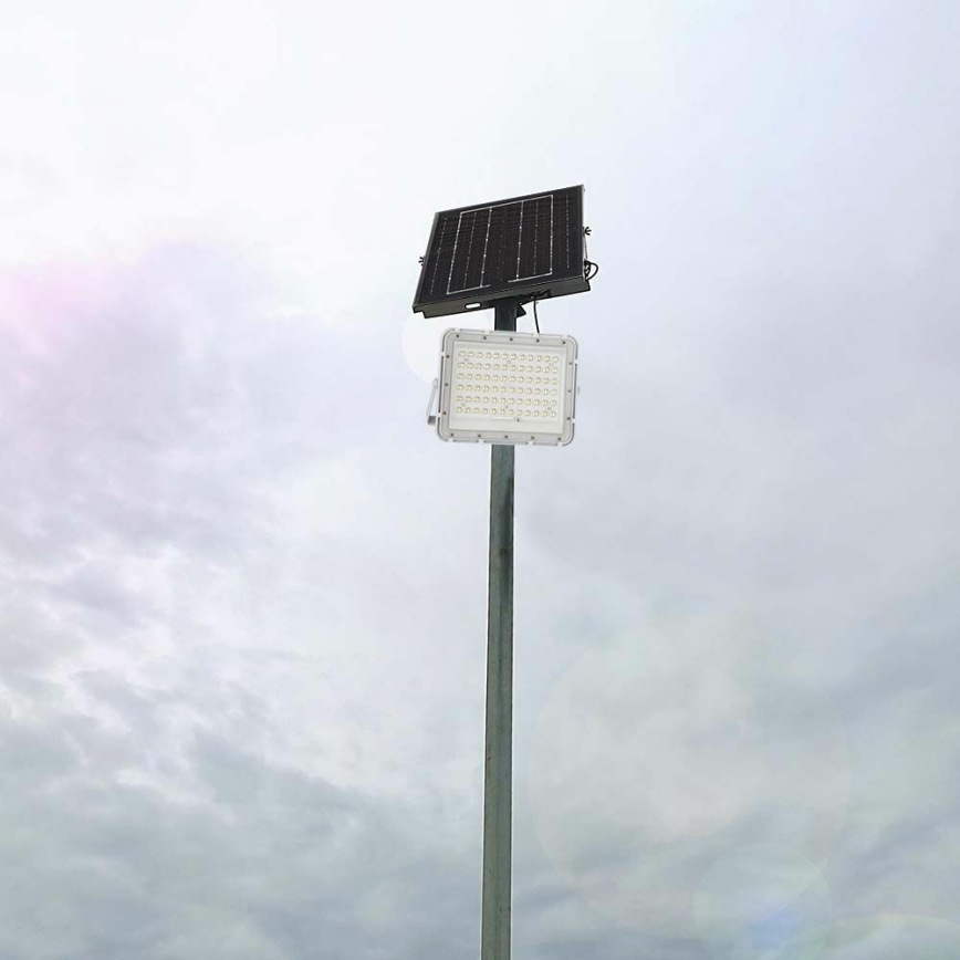 LED Exterior regulação solar holofote LED/15W/3,2V IP65 6400K branco + controlo remoto