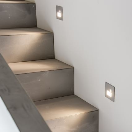 LED Iluminação de escada com um sensor de movimento LED/1,5W/230V 3000K/4000K/6500K