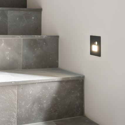 LED Iluminação de escada com um sensor de movimento LED/1,5W/230V 3000K/4000K/6500K