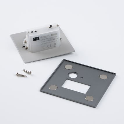 LED Iluminação de escada com um sensor de movimento LED/1,5W/230V 3000K/4000K/6500K